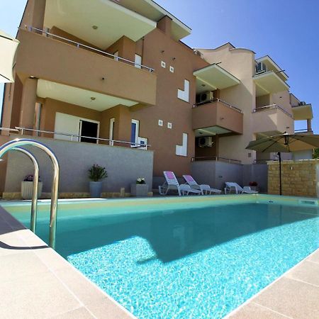 Apartment Mlasina-6 By Interhome Nin Exterior photo
