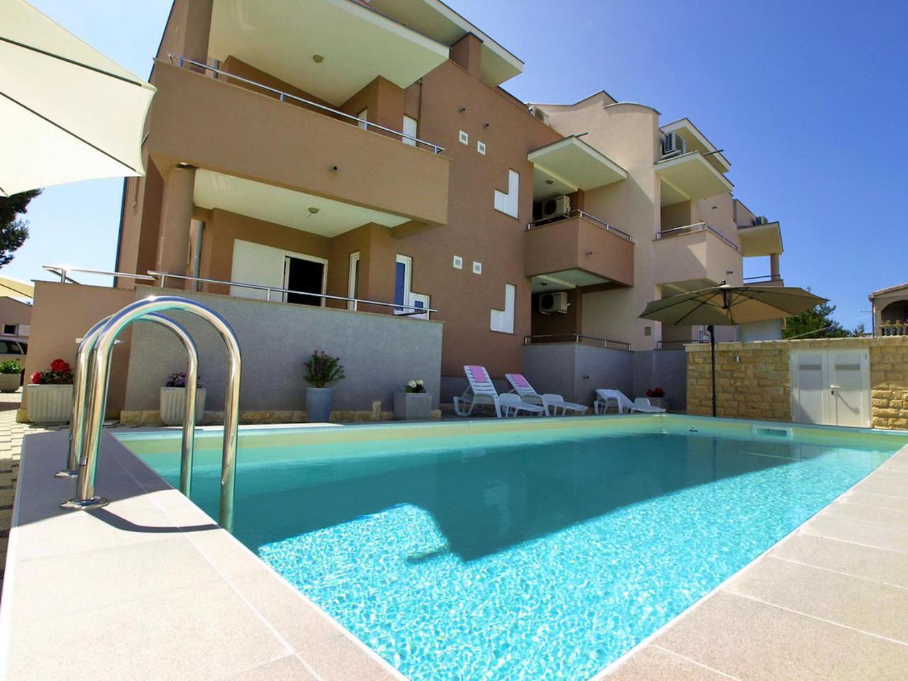 Apartment Mlasina-6 By Interhome Nin Exterior photo